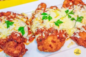 Bife à Parmegiana O Clássico Que Derrete No Coração (E Na Boca!)