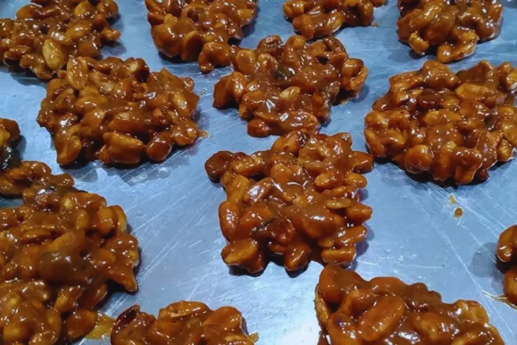 Pé de Moleque O Doce Típico Que Vai Deixar Todo Mundo Apaixonado!